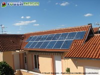 Photovoltaïque installé à Toulouse, en forme de T